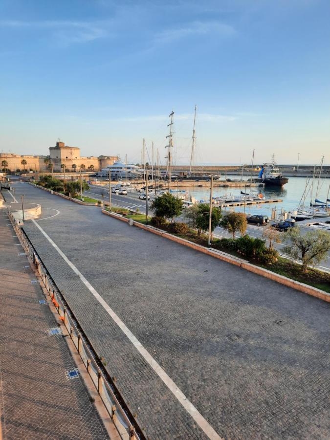 Mare Fuori Apartment Civitavecchia Dış mekan fotoğraf